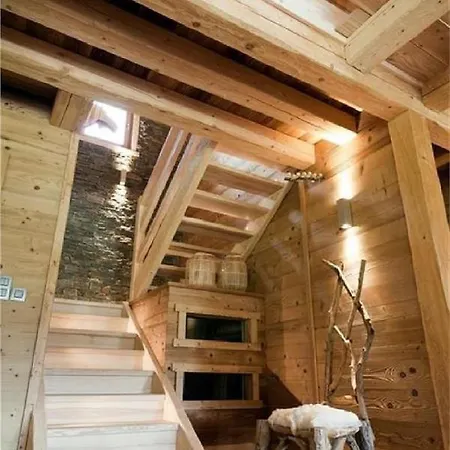 Belle Cabane Avec Sauna Pres De L'arret De Bus Casa de Férias *