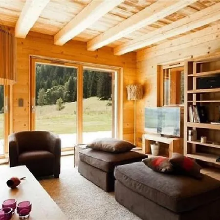 Belle Cabane Avec Sauna Pres De L'arret De Bus Chamonix
