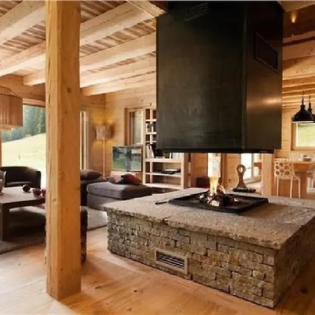 Belle Cabane Avec Sauna Pres De L'arret De Bus Casa de Férias *